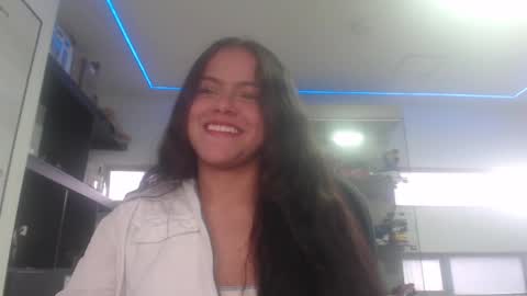 samantha_giraldo1 online show from November 22, 2024, 9:14 pm