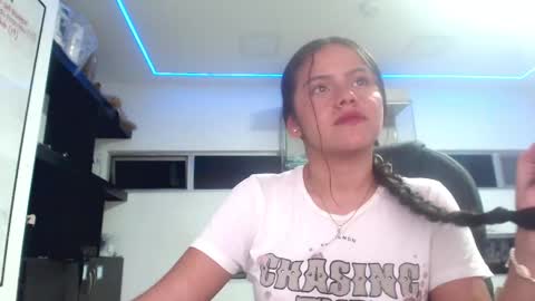 samantha_giraldo1 online show from November 26, 2024, 2:23 am