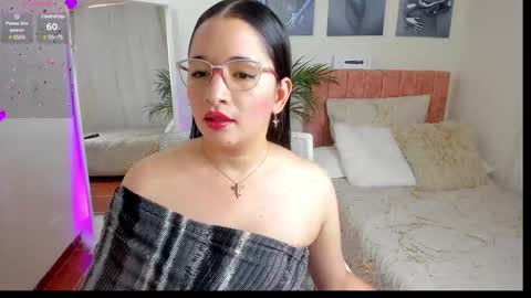 Samantha Beltran online show from November 14, 2024, 6:50 pm