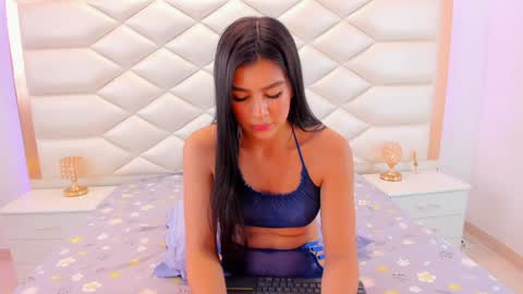 Sweet Samantha   online show from November 26, 2024, 8:32 pm