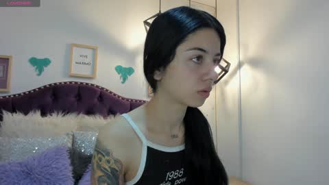 Sammi online show from November 18, 2024, 1:34 pm