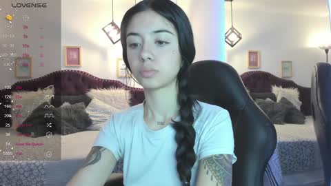 Sammi online show from January 9, 2025, 1:23 pm