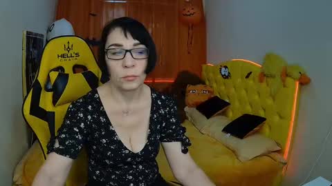 sandrahormas online show from November 12, 2024, 7:57 am