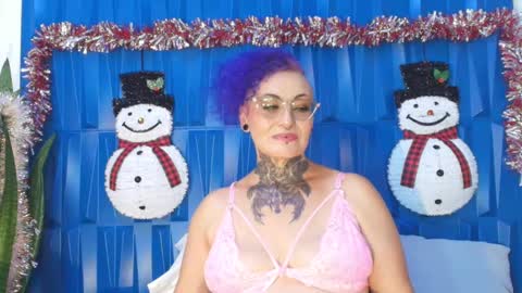 Sandy Rose online show from December 2, 2024, 6:14 pm