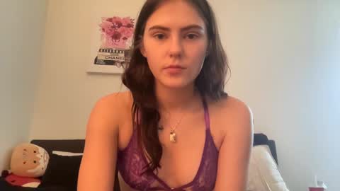 SarahxOliver online show from January 15, 2025, 7:20 pm