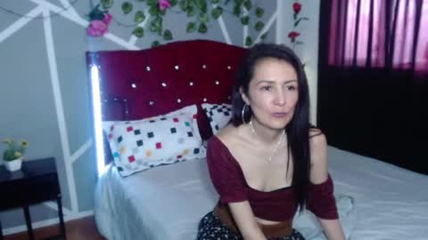 saray_hot202cl online show from December 5, 2024, 9:00 pm