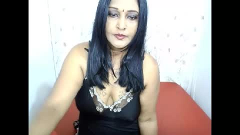 sassyindian00 online show from January 9, 2025, 5:56 pm