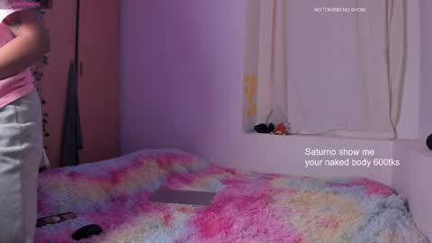 saturno_vibes online show from January 22, 2025, 11:52 am