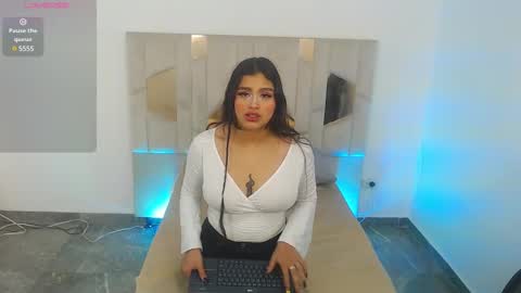 scarlet_tay1 online show from December 7, 2024, 12:08 pm