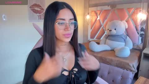 scarlett__9 online show from February 5, 2025, 12:03 pm