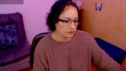 Scarlett sax online show from November 15, 2024, 8:52 pm