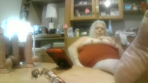 secretbbw_gilf online show from December 27, 2024, 11:11 pm