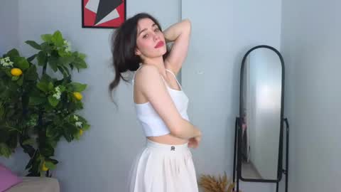 semily_super online show from November 15, 2024, 7:38 am