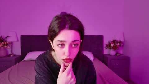 semily_super online show from November 30, 2024, 6:33 am