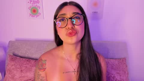 sensualhaven_ online show from November 28, 2024, 11:46 pm