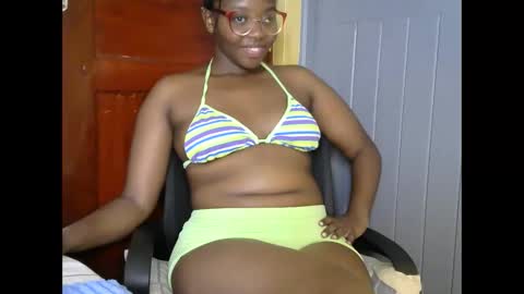 sexie_barbie_ online show from November 21, 2024, 6:23 am