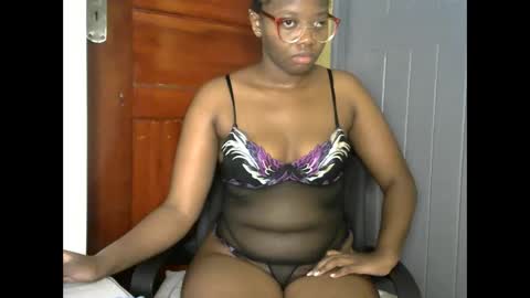 sexie_barbie_ online show from November 24, 2024, 2:37 am