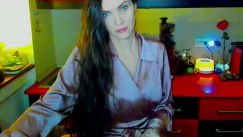 sexqueen1111 online show from December 5, 2024, 3:44 am