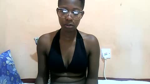 sexxy_bela online show from January 3, 2025, 2:18 am