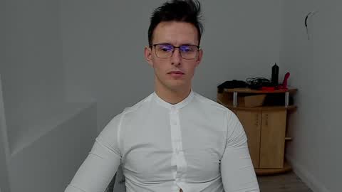 Sexxymuscles4U online show from December 7, 2024, 11:57 am