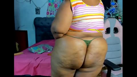 sexybigass online show from December 23, 2024, 6:58 am