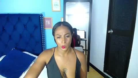 sexy_brown_candy online show from December 19, 2024, 9:35 pm