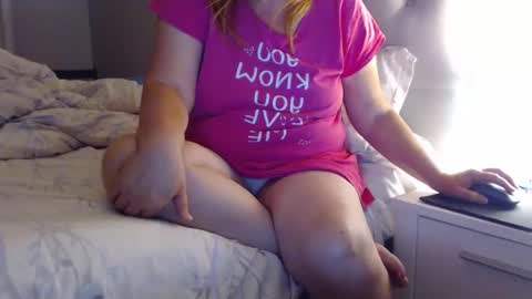 Sexyblonde4u58 online show from November 22, 2024, 3:39 am