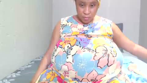 sexyebonylove89 online show from November 25, 2024, 10:57 am