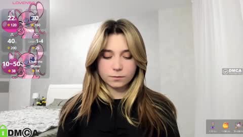 sexymonicaa online show from January 11, 2025, 5:01 pm