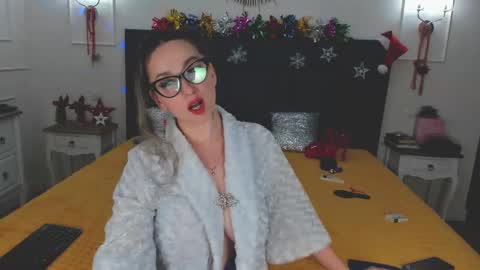 Svetlana online show from December 26, 2024, 3:53 am