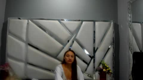 sheilly_candy online show from December 17, 2024, 7:38 pm