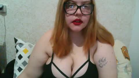 shy_kitte_cute online show from January 26, 2025, 8:12 pm