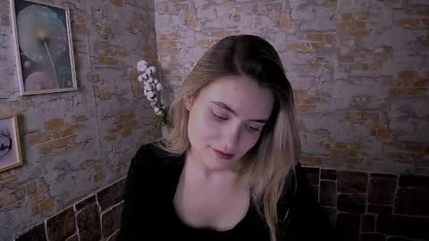 shy_sabrina_ online show from December 18, 2024, 7:53 am