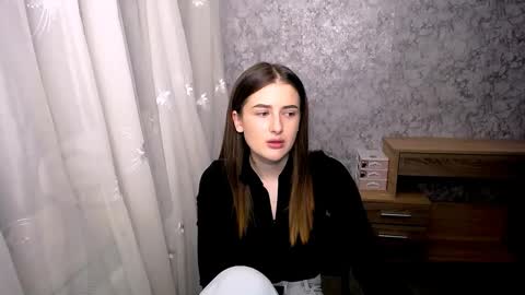 shy_star_milana online show from December 22, 2024, 2:00 pm