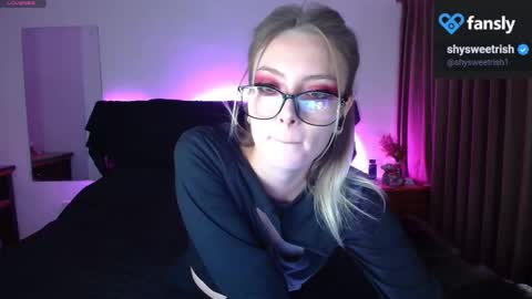 shysweetrish online show from December 10, 2024, 3:21 am