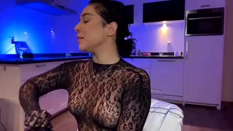 sierra_nevadas online show from January 4, 2025, 5:55 pm