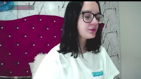 silvia_ls online show from December 8, 2024, 9:38 pm