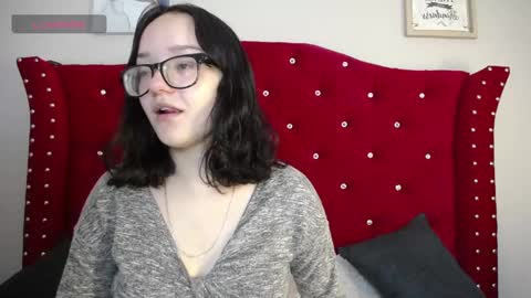 silvia_ls online show from December 24, 2024, 5:38 pm