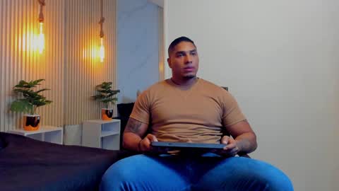 simeone_panda online show from November 13, 2024, 12:16 pm