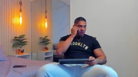 simeone_panda online show from December 9, 2024, 1:29 pm