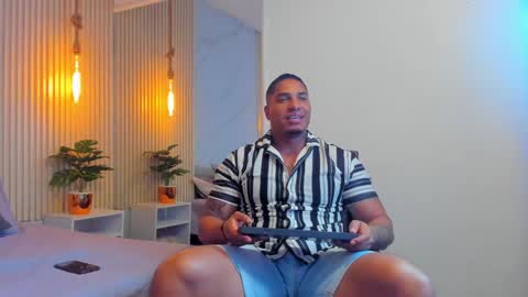 simeone_panda online show from December 11, 2024, 11:46 am