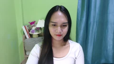 simple_lady21 online show from January 6, 2025, 11:41 pm