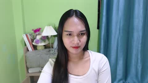 simple_lady21 online show from December 19, 2024, 11:01 pm