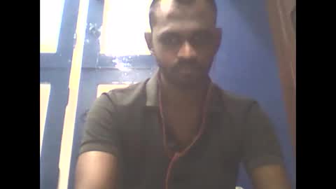 singletamilblackboy online show from December 19, 2024, 4:43 pm