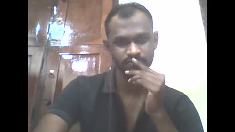 singletamilblackboy online show from December 18, 2024, 3:29 pm