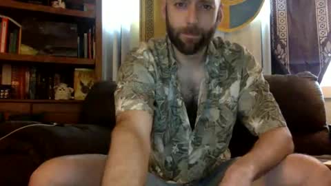 sirpoundcakes online show from January 10, 2025, 7:19 pm