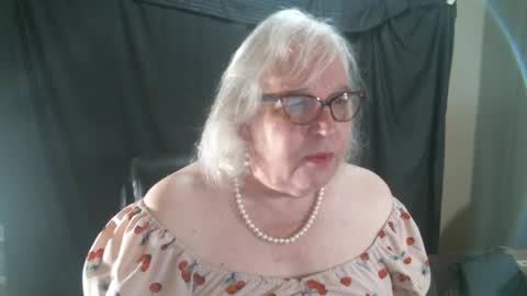 Sissy Diane online show from January 4, 2025, 1:59 pm