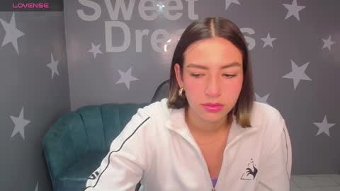 skarleth_fox_t online show from February 12, 2025, 10:54 am