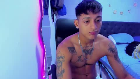 slim_master12 online show from January 21, 2025, 7:59 am