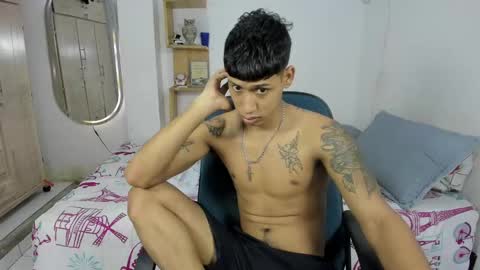 slim_master12 online show from December 20, 2024, 10:04 pm